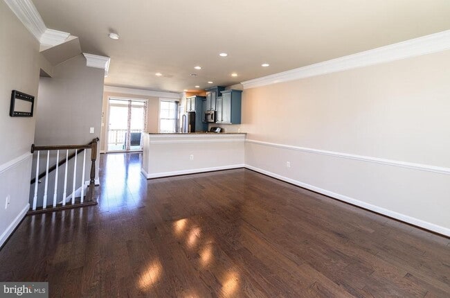 Building Photo - 105 Lantana Ln