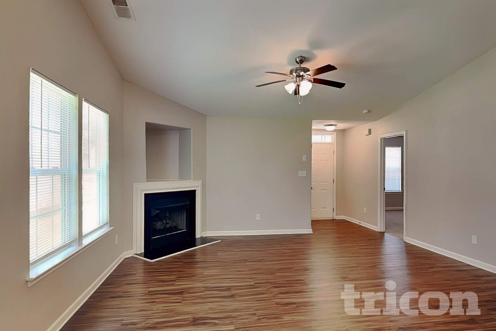 Building Photo - 2856 Oasis Ln