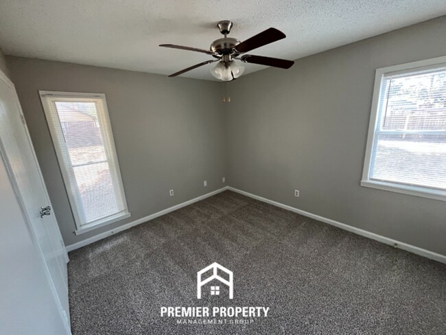Building Photo - 4189 Chippewa Road, Memphis, TN 38118 - Ch...