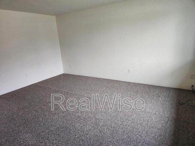 Building Photo - 104 Mercy Hills Dr