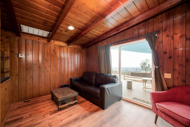 Building Photo - 9497 Montemar Dr