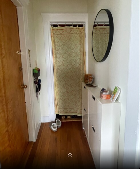 Building Photo - 81 Clarendon Ave