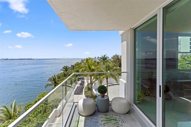 Building Photo - 800 Claughton Island Dr