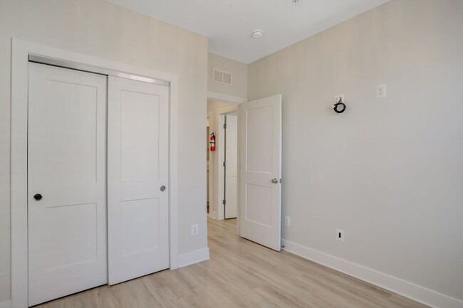 Building Photo - Beautiful Four Bedroom Abode in Brookland/...