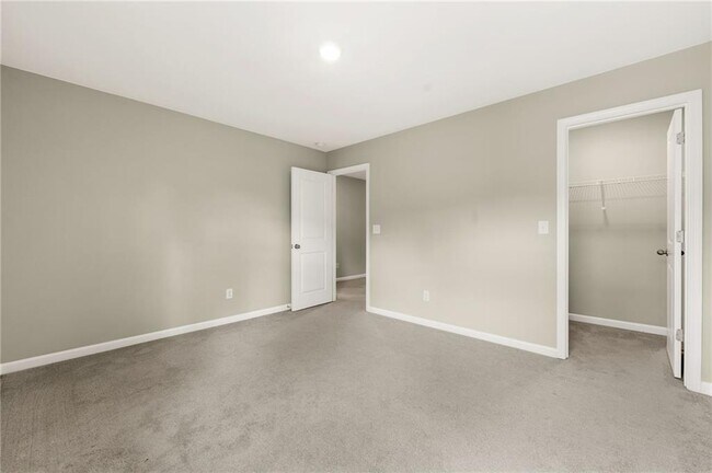 Building Photo - 4335 Magpie Dr