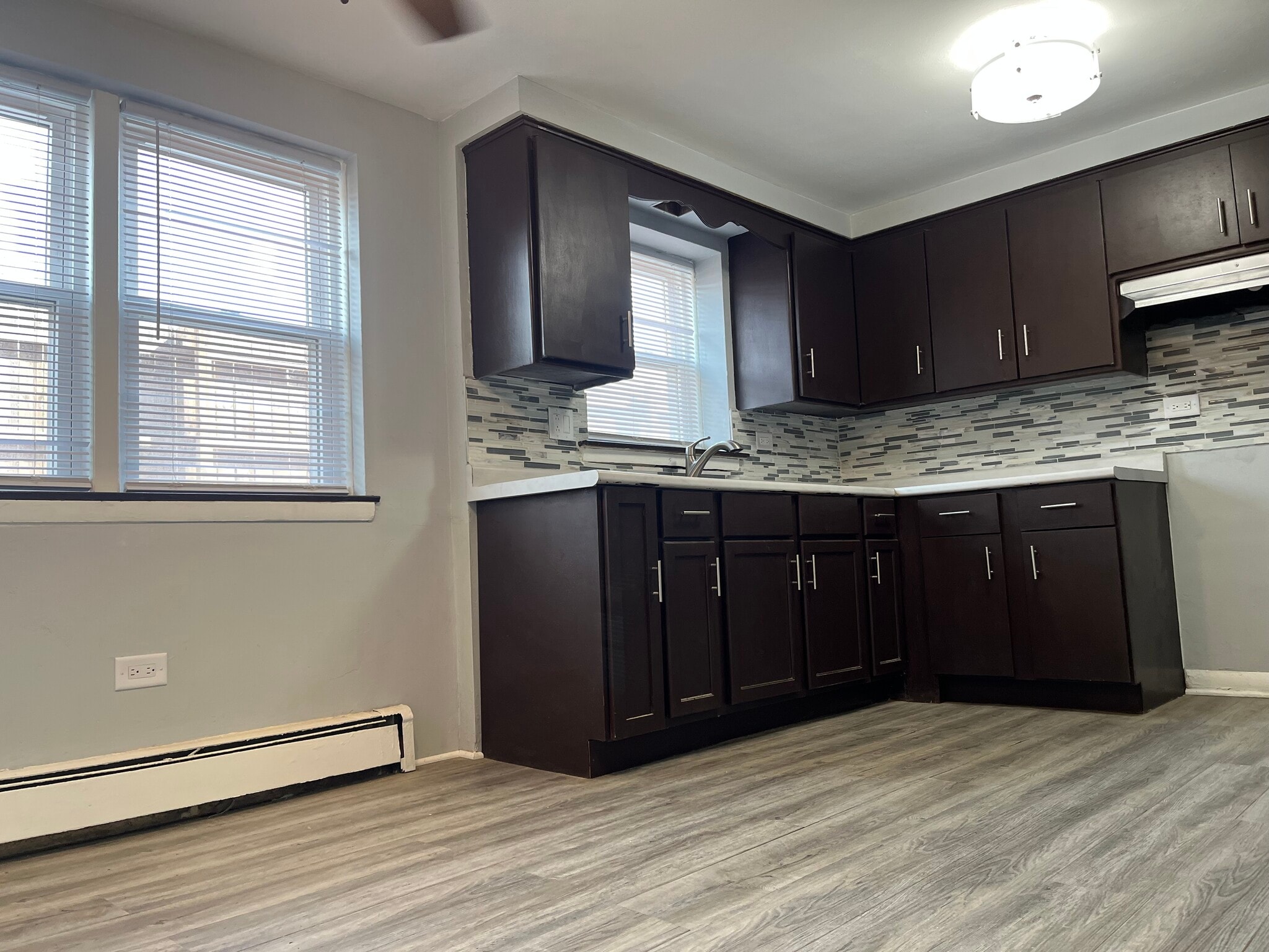 Building Photo - 3601 W 79th St