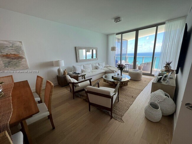 Building Photo - 15701 Collins Ave