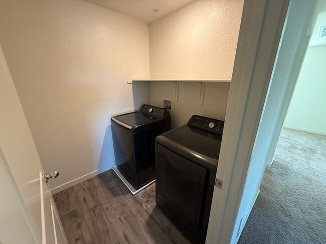 Building Photo - 4364 White Ash Ln