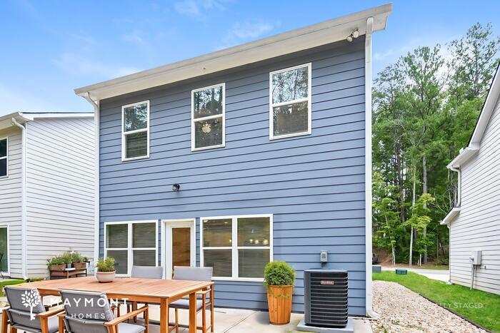 Building Photo - 39 Hood Park Dr