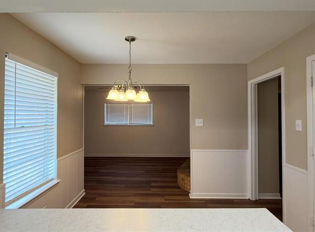 Building Photo - 1919 Yarborough Dr