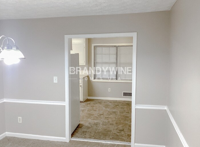 Building Photo - 7301 Fern Ct