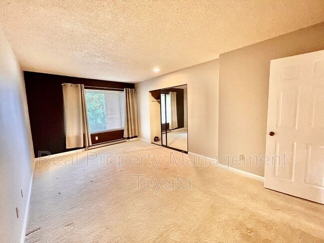 Building Photo - 7650 Birch Bay Dr