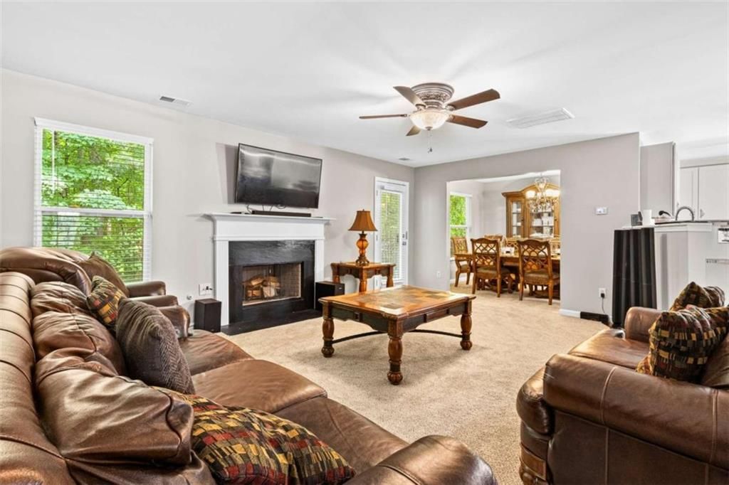 Building Photo - 7155 Laurel Creek Dr