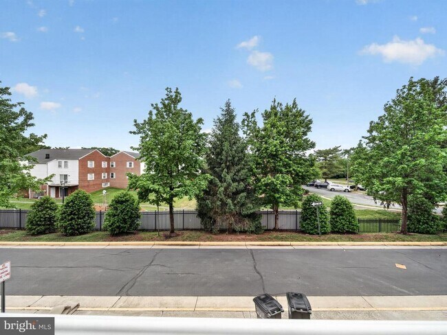 Building Photo - 6055 Wicker Ln