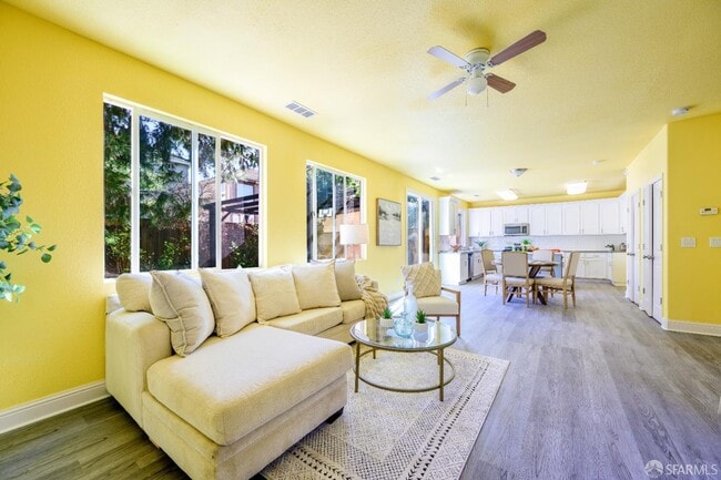 Building Photo - 5476 Summerfield Dr