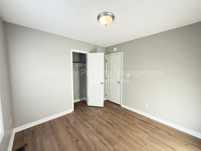 Building Photo - 1101 Amber Acres Ln