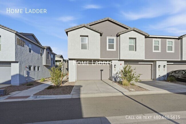 Building Photo - 8149 E Petunia Ave