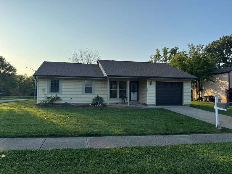 Primary Photo - 1801 Snowcloud Ct