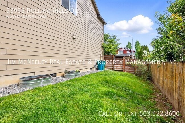 Building Photo - 33956 Rolling Hills Dr