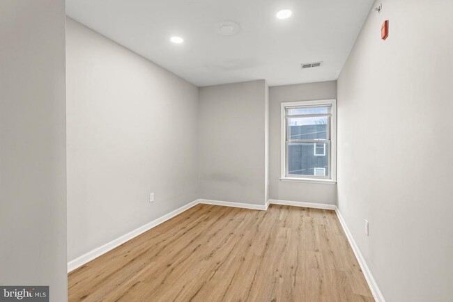 Building Photo - 1709 Cecil B. Moore Ave