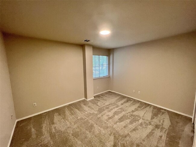 Building Photo - 14604 Swinley Forest Cove