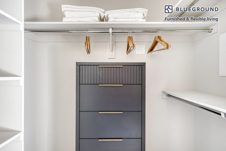 Building Photo - 299 Franklin St