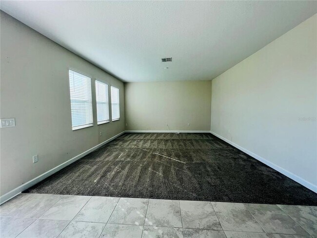 Building Photo - 11029 Robert Frost Dr
