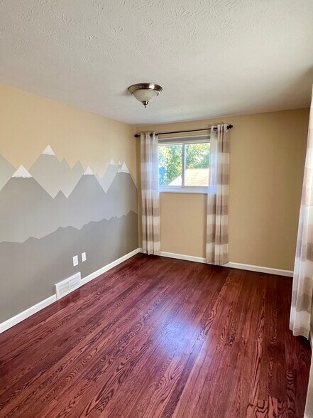 Building Photo - 10098 Belmeadow Dr