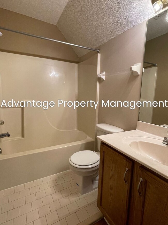 Building Photo - Nice Home In Cordova