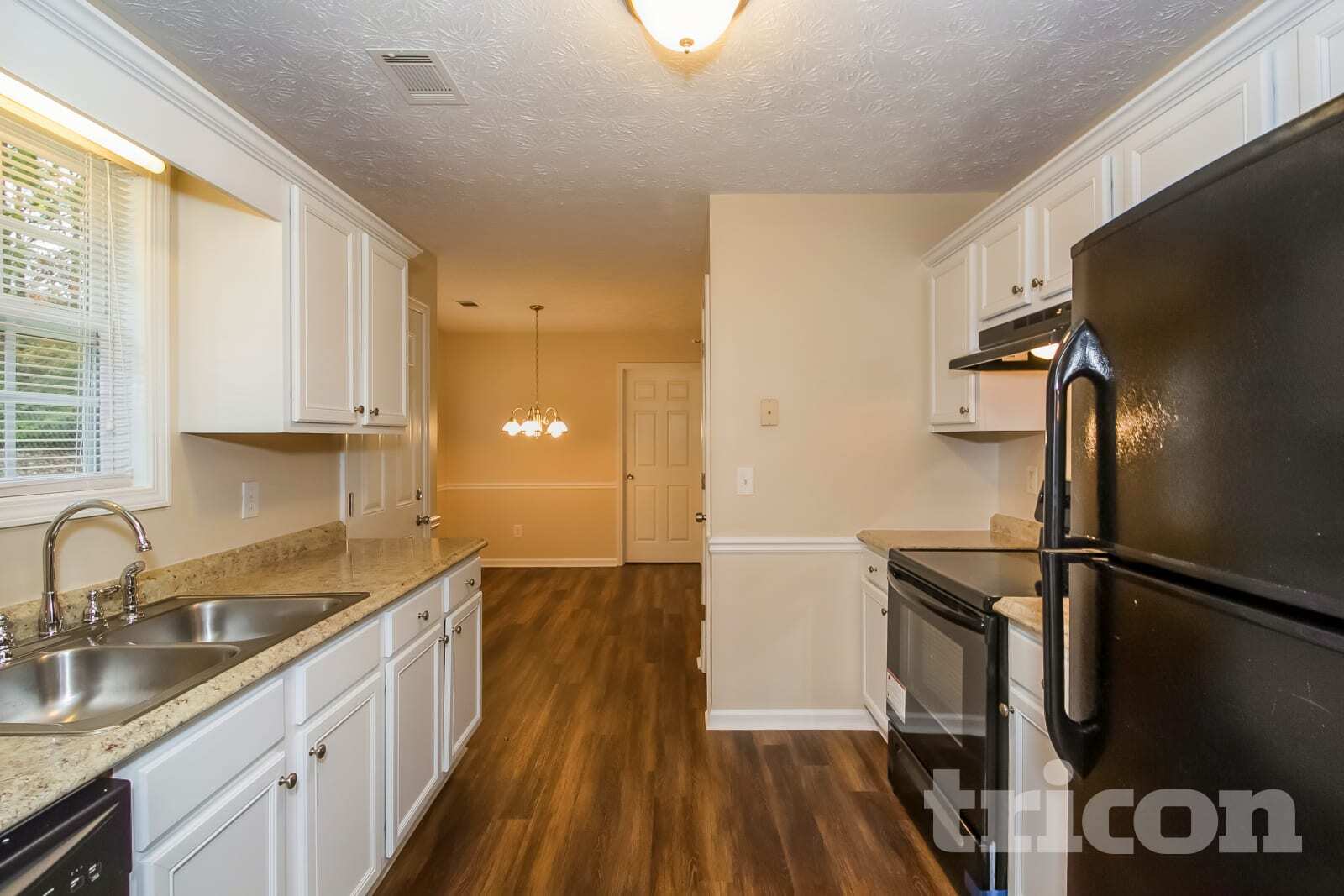 Building Photo - 165 Aspen Forest Dr