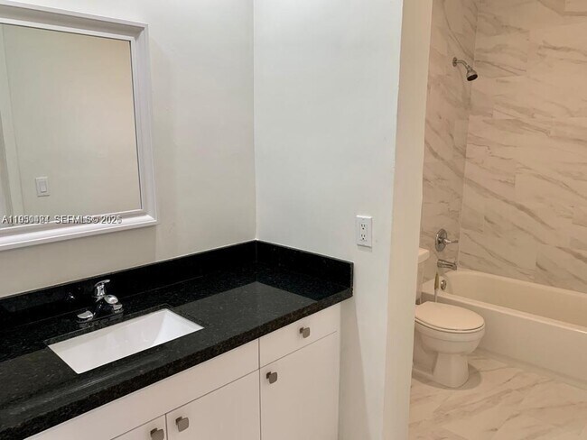 Building Photo - 3522 NE 166th St