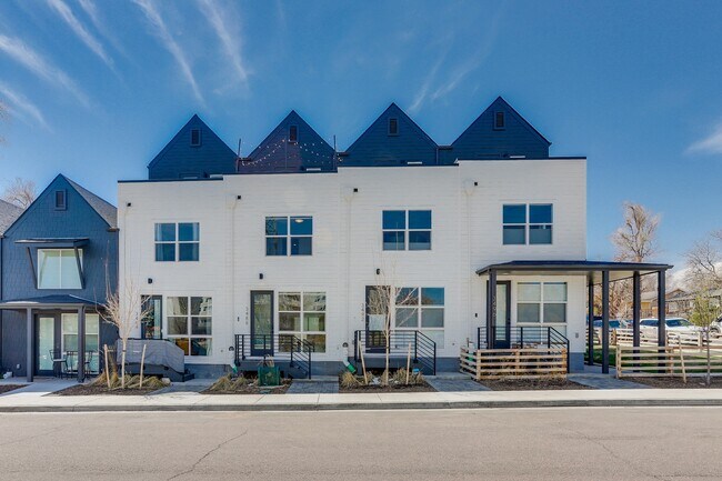Building Photo - 3488 W 12th Ave