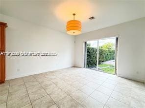 Building Photo - 1621 Diplomat Dr