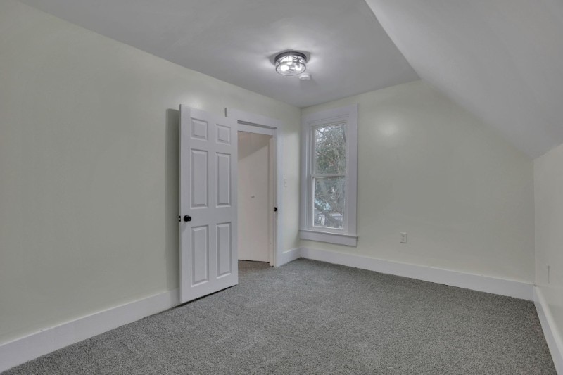 Building Photo - 137 E Ottawa St