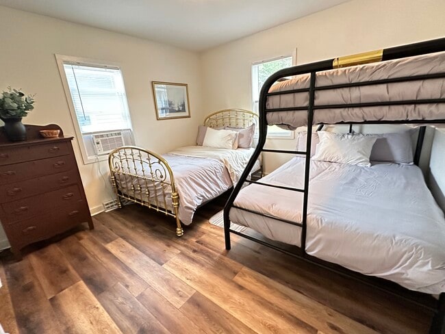 Building Photo - 962 County Rd 440