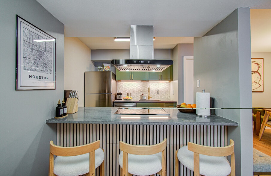 Building Photo - 8429 Hearth Dr
