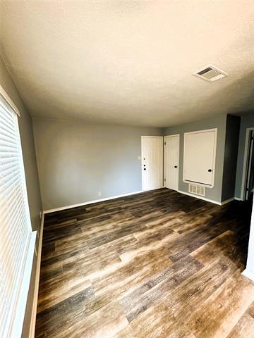 Building Photo - 101 Redbud Ct