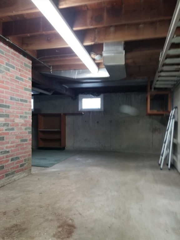 Building Photo - 225 Governors Rd