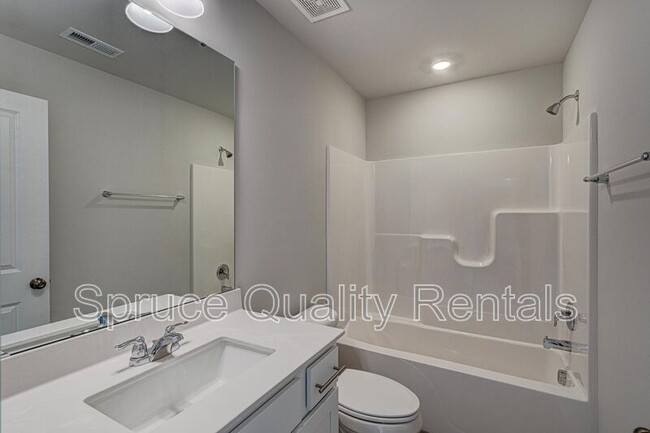 Building Photo - 712 Spoonbill Trl