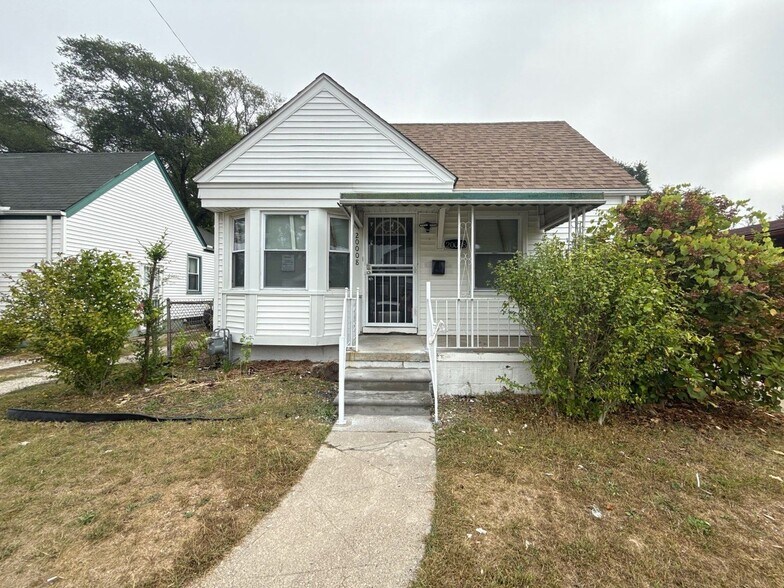 Primary Photo - Fully Renovated 3-Bedroom Home – Move-In R...