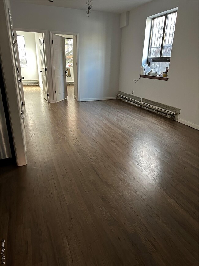 Building Photo - 40-14 60th St