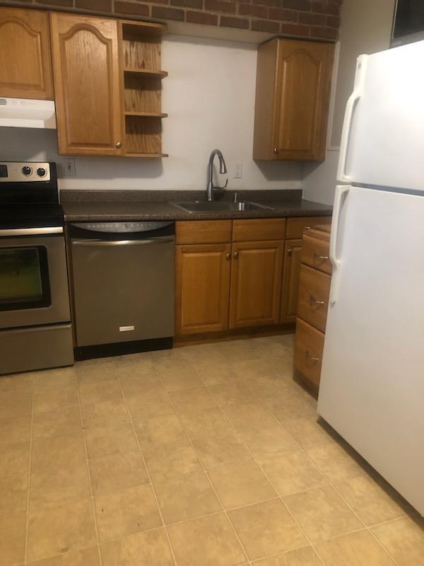 Building Photo - 104 N Jefferson Ave