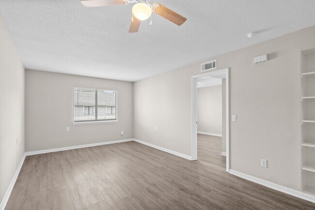 Building Photo - 3555 SC-544