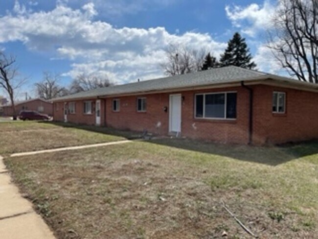 Gorgeous Remodeled 2 bedroom! Must see in... - Gorgeous Remodeled 2 bedroom!  Must see in...