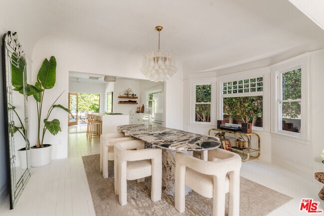 Building Photo - 1163 Nelrose Ave