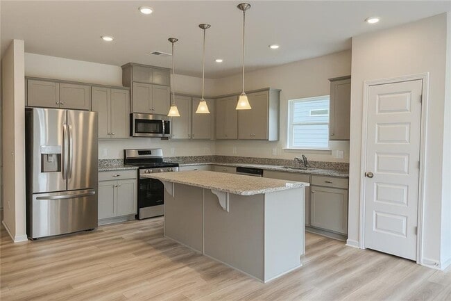 Building Photo - 24 Busby Dr