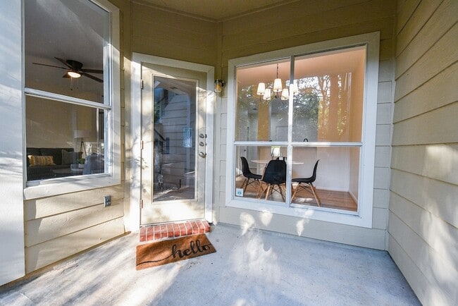 Building Photo - 134 N Magnolia Pond Pl