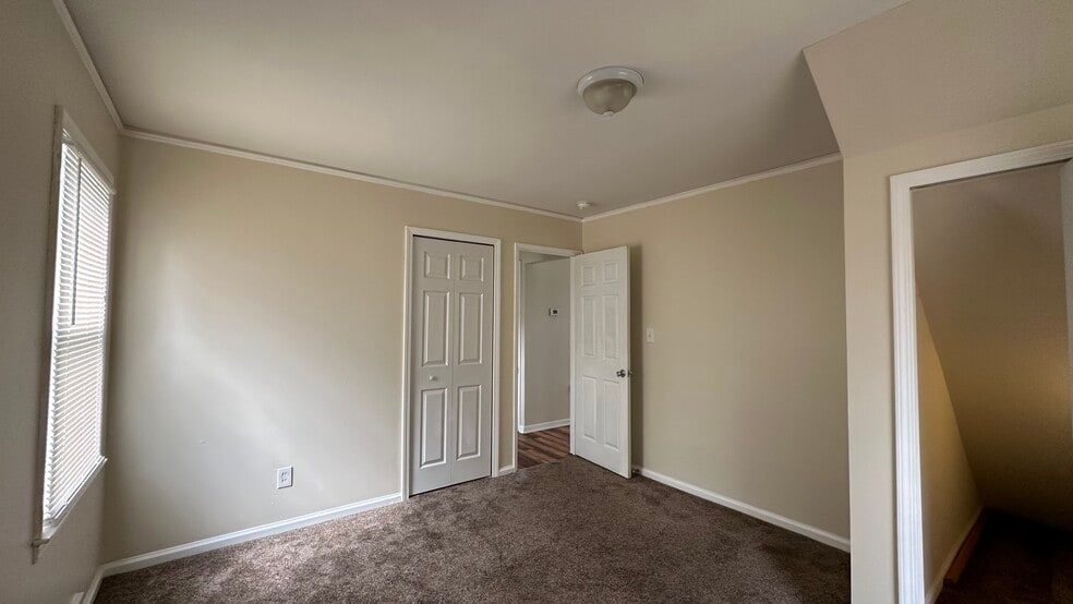 Building Photo - 2945 Burdette St