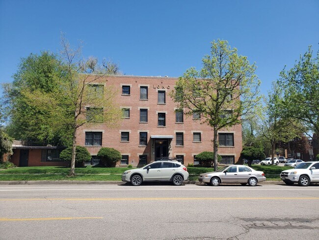 Building Photo - Laurel220 (KC-JF)