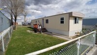 Building Photo - 3 Bed 1.5 Bath Fully Remodeled Mobile Home...